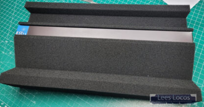 ESU 41010 locomotive servicing cradle - Image 4