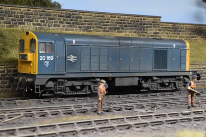 Heljan O gauge class 20 locomotive