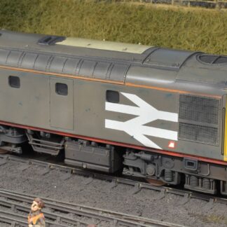 Heljan O gauge class 26 locomotive