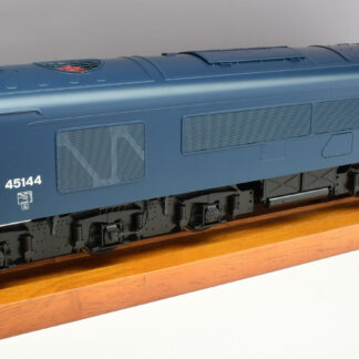 HJ4526 Heljan O gauge class 45 locomotive 45144 'Royal Signals'