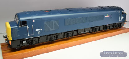 HJ4526 Heljan O gauge class 45 locomotive 45144 'Royal Signals'