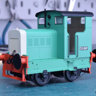 Heljan 9035 Ruston and Hornsby 48DS locomotive