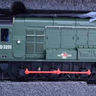 Dapol 7D-008-019 class 08 locomotive BR green with wasp stripes